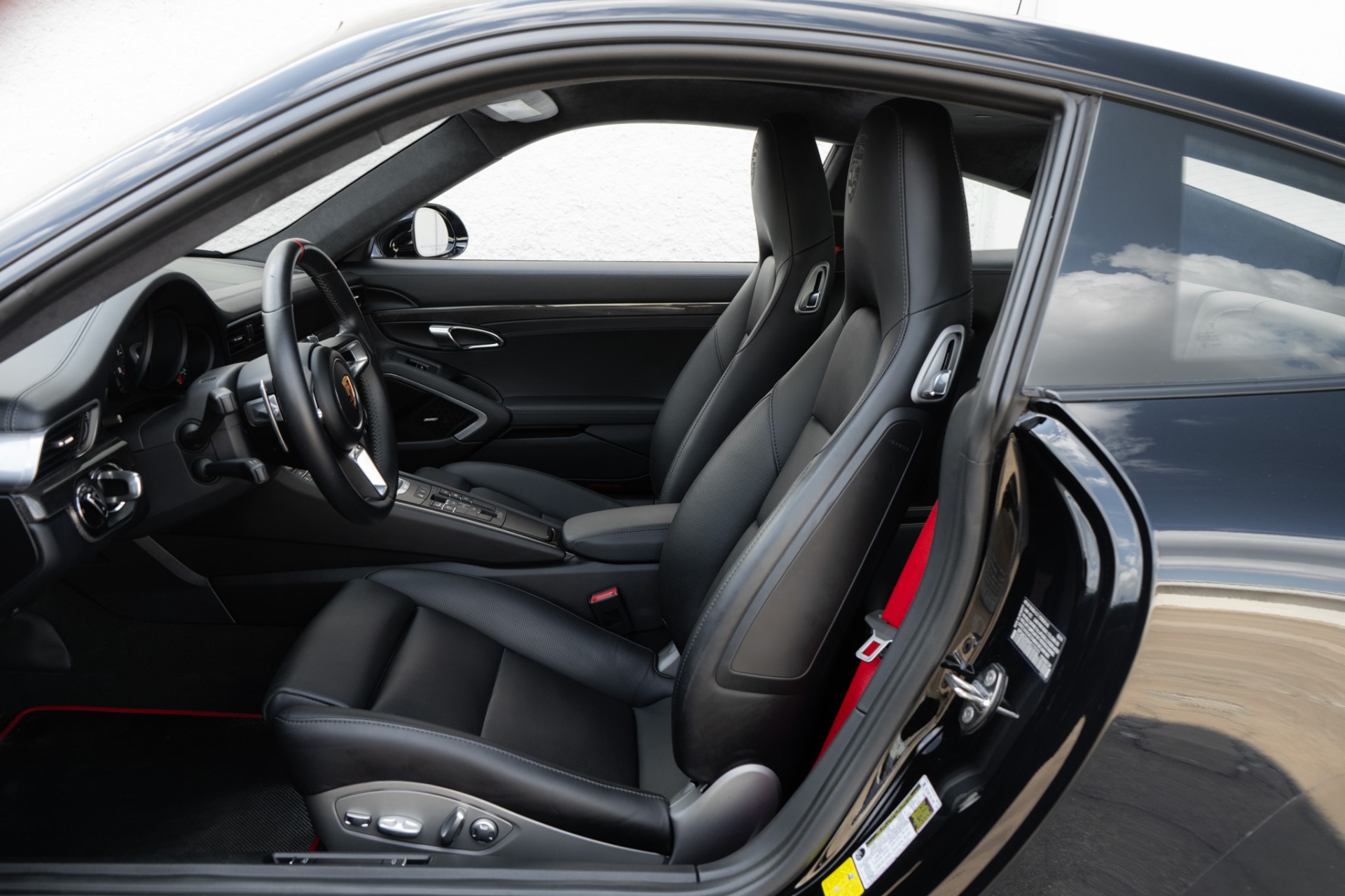 2017 Porsche 911 S photo 4