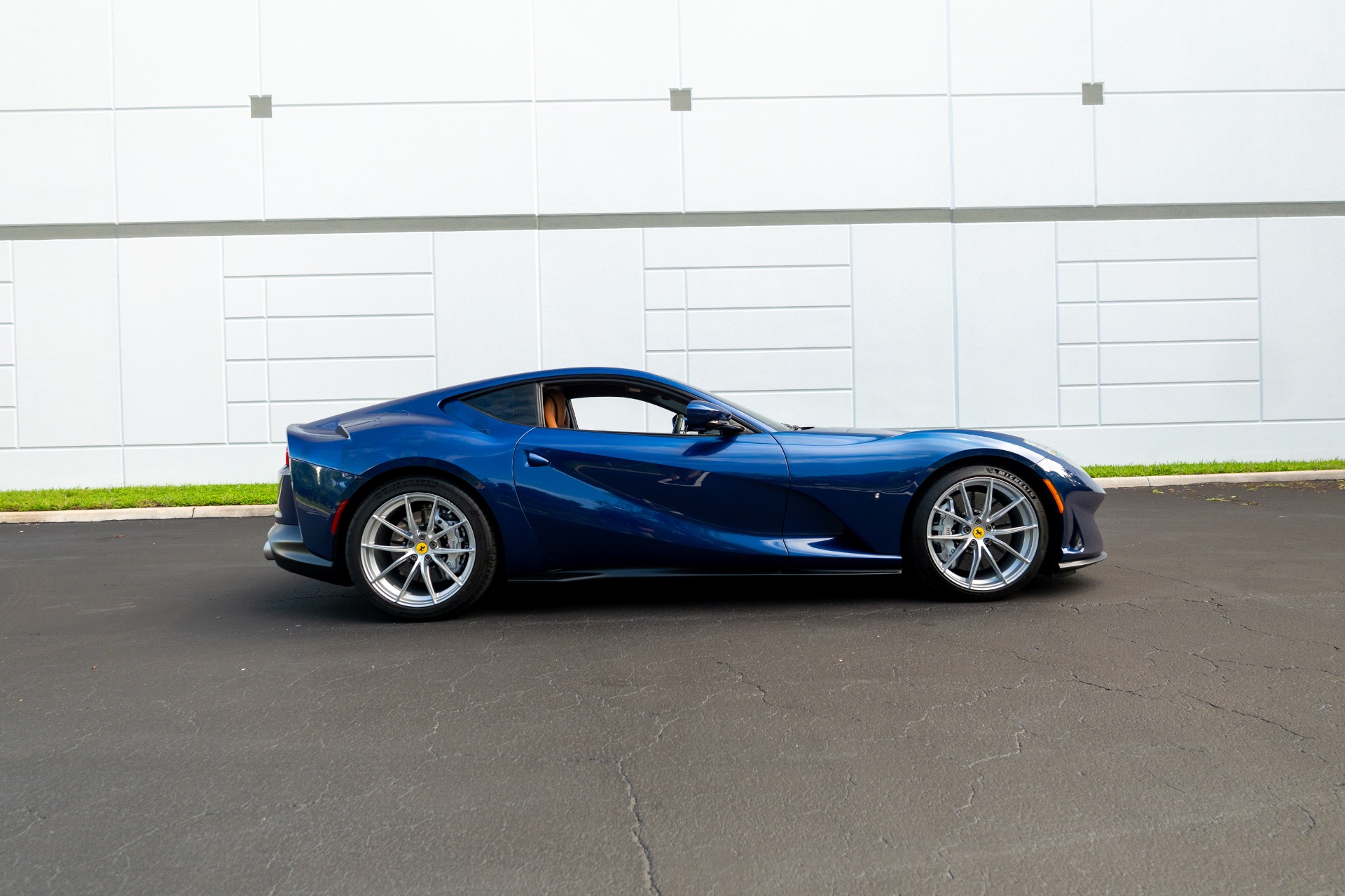 2020 Ferrari 812 Superfast photo 4