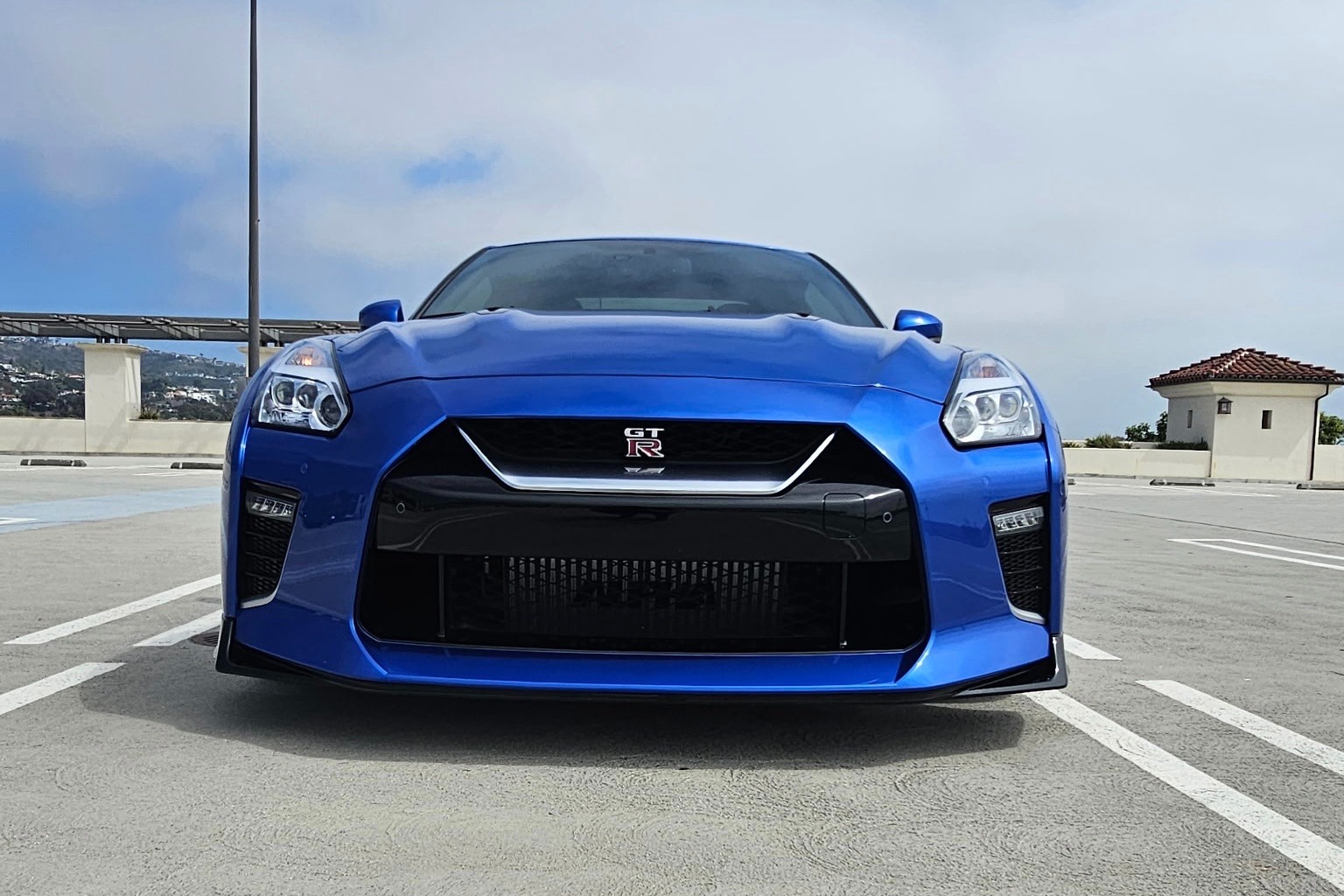 2021 Nissan GT-R Premium photo 4
