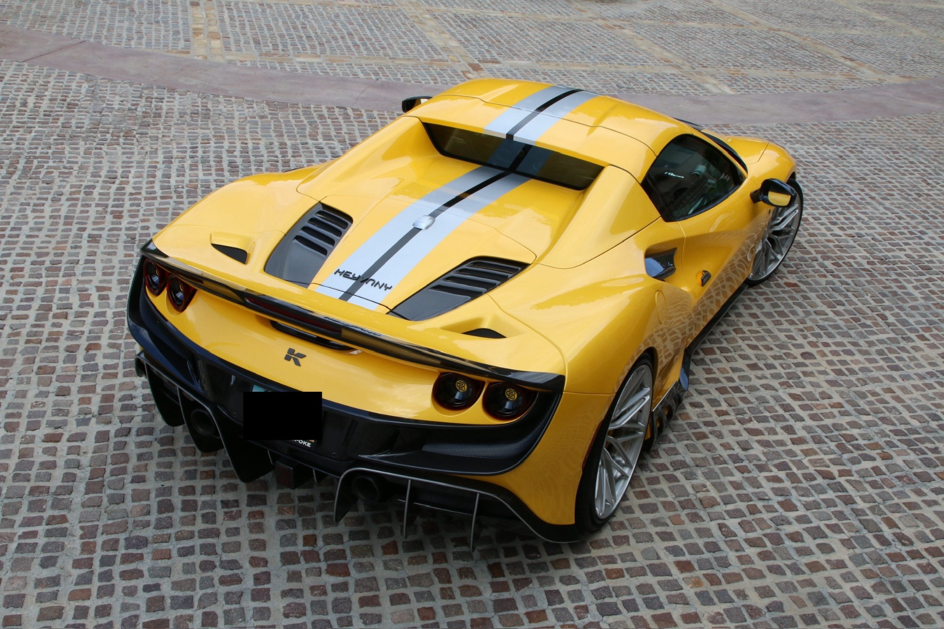2021 Ferrari F8 Spider photo 3