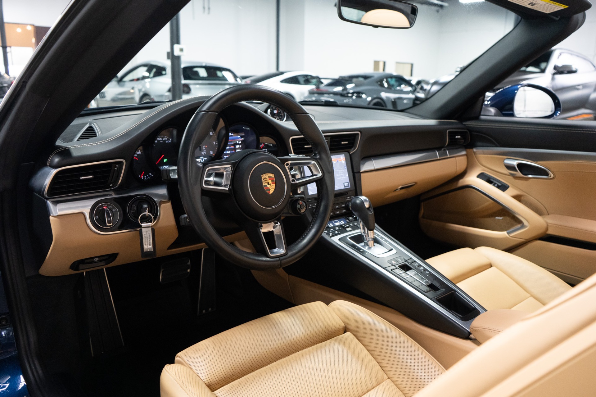 2019 Porsche 911 Targa 4S photo 3