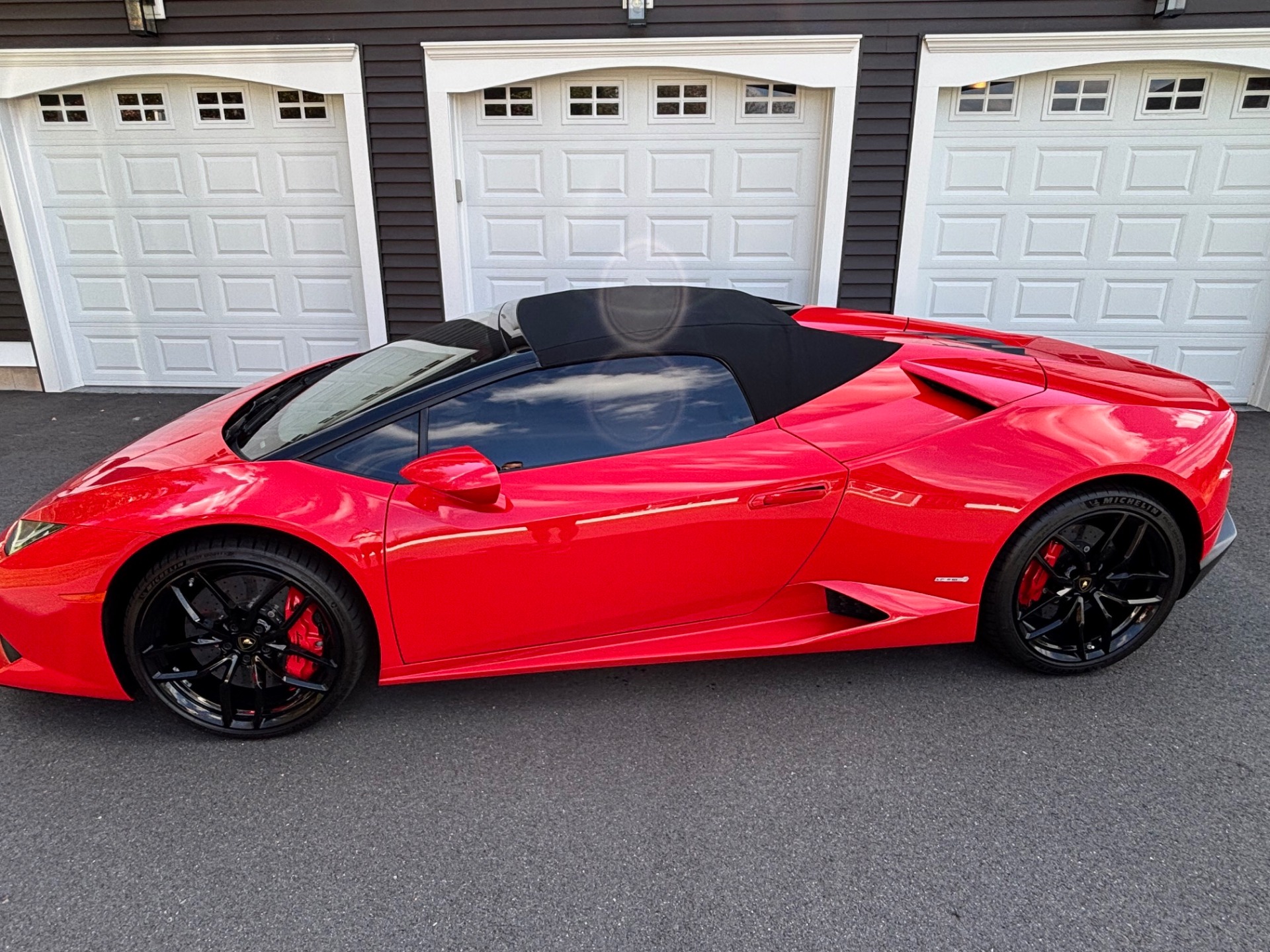 2017 Lamborghini Huracan LP 610-4 Spyder photo 3