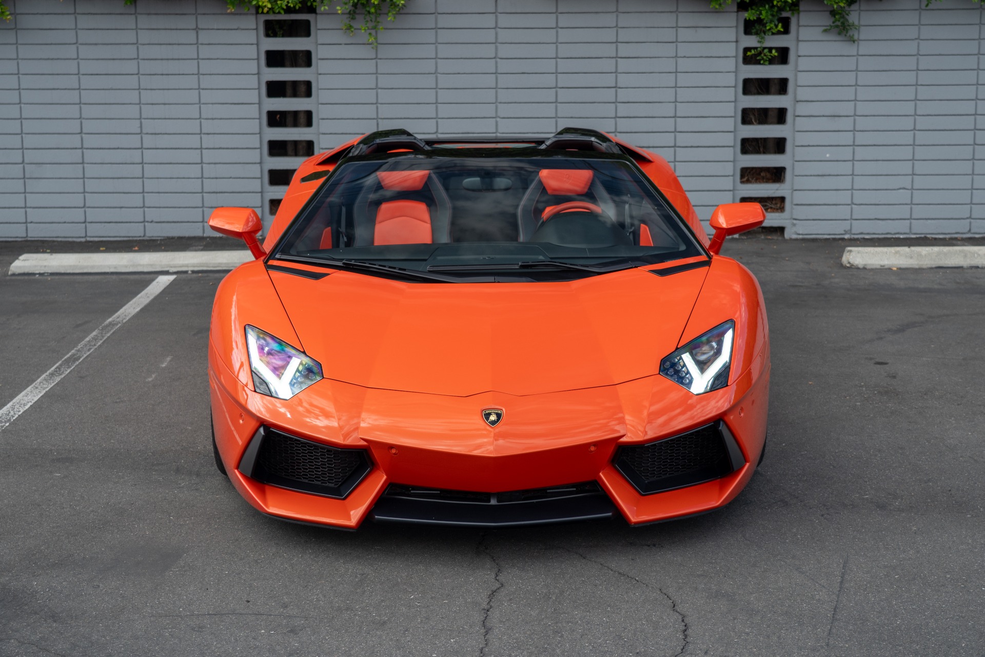 2014 Lamborghini Aventador LP 700-4 photo 2