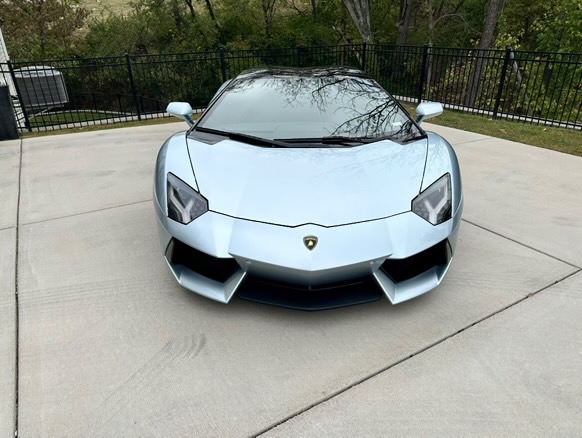 2013 Lamborghini Aventador LP 700-4 photo 4