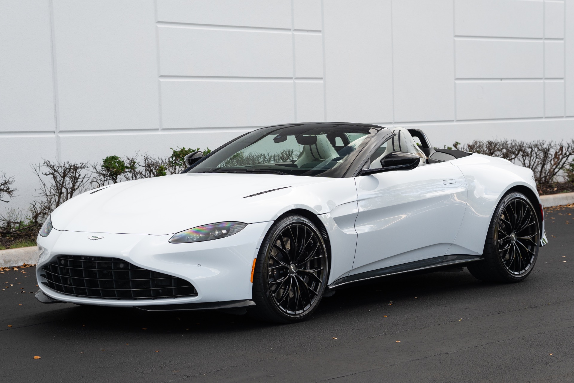 Used 2023 Aston Martin Vantage V8 For Sale (Sold) | iLusso Palm