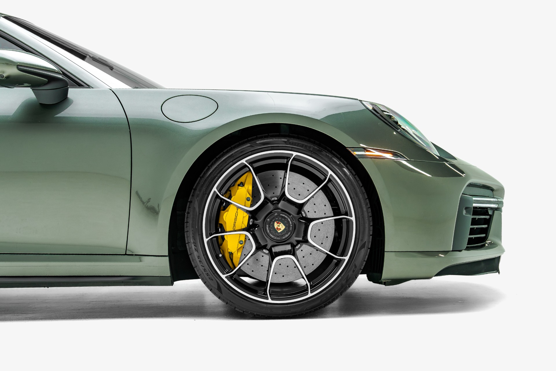 2021 Porsche 911 Turbo S - Photo 17