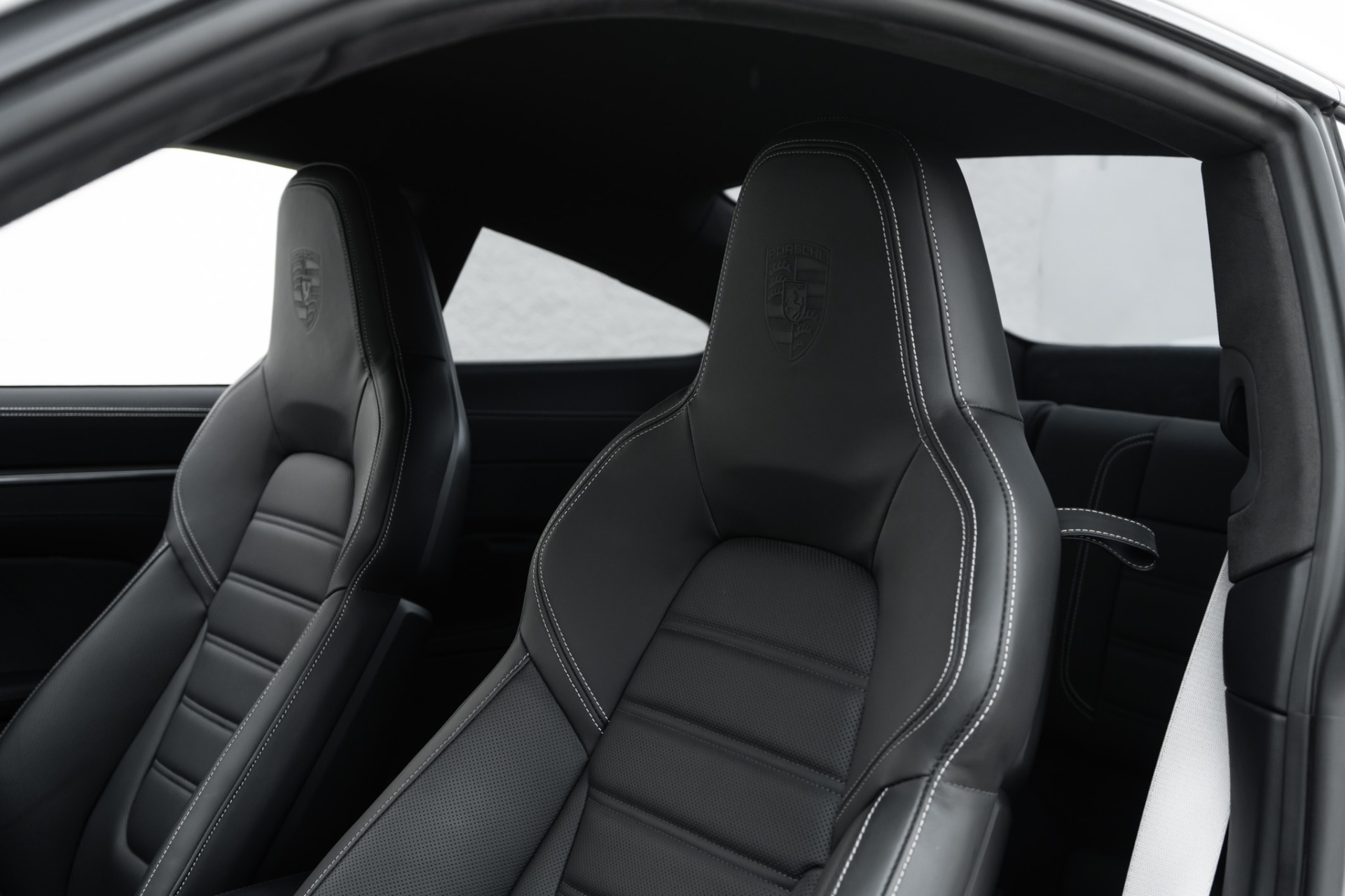 2023 Porsche 911 Turbo S - Photo 21