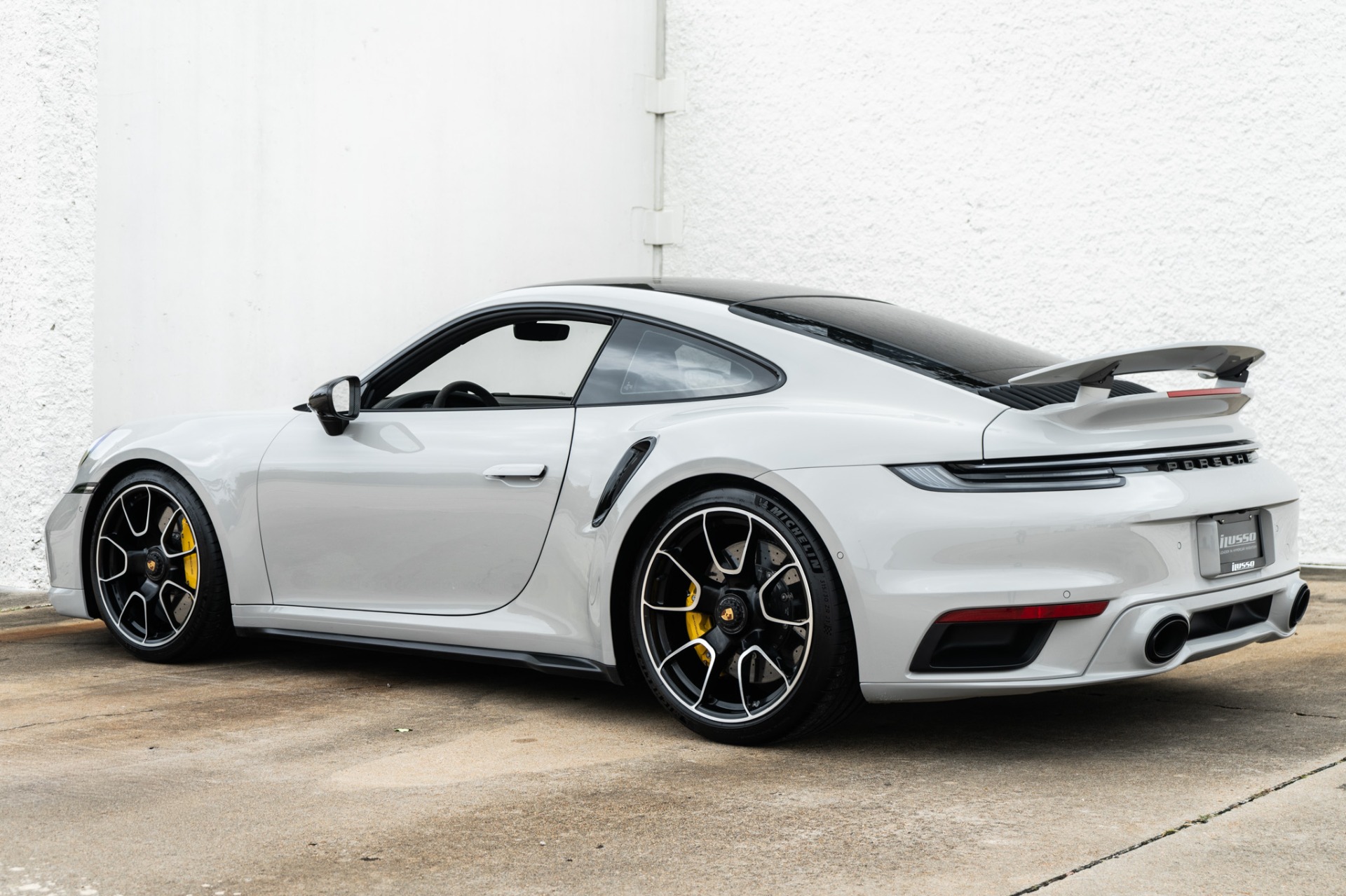 2023 Porsche 911 Turbo S - Photo 9