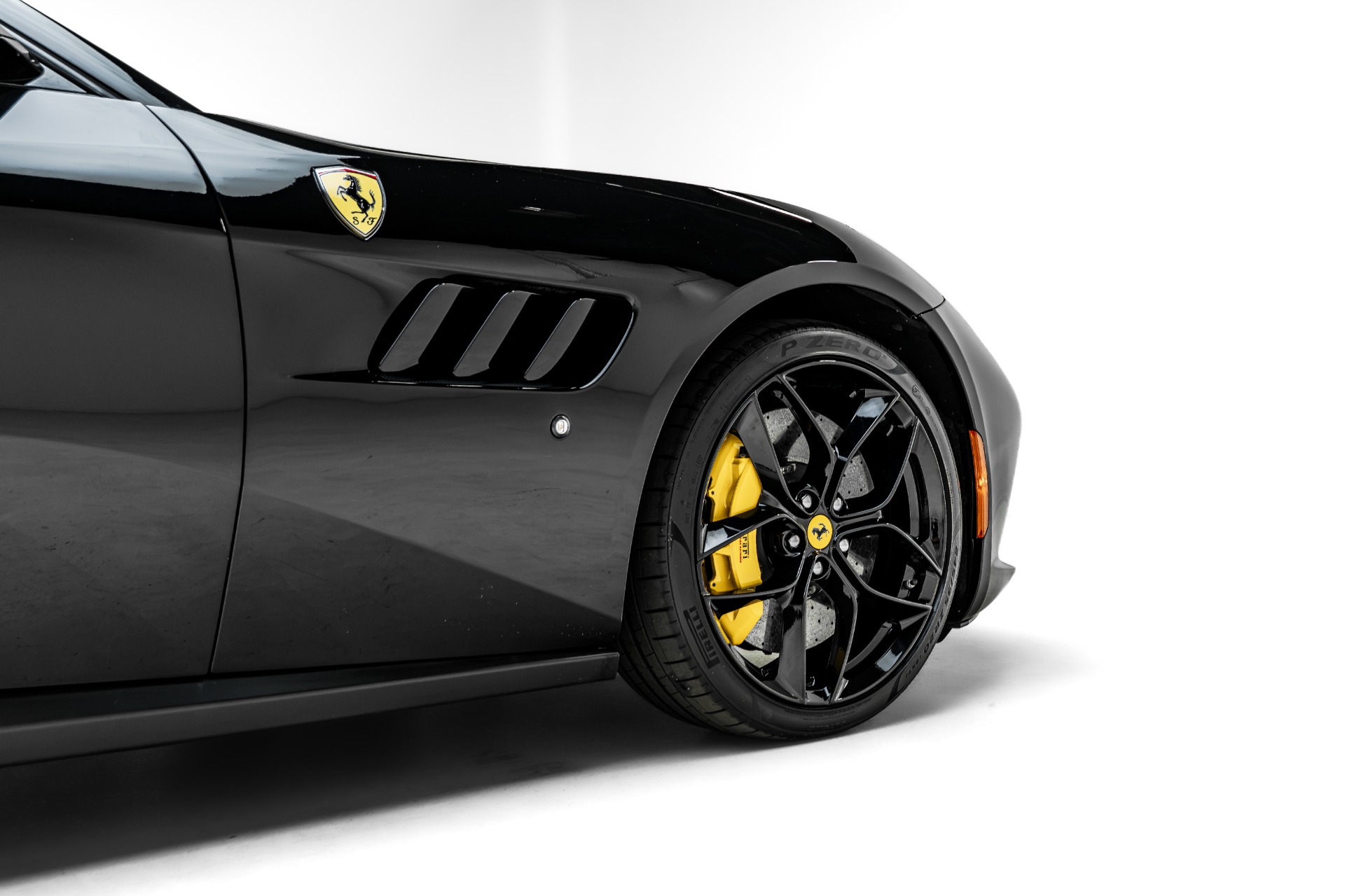 2018 Ferrari GTC4 Base - Photo 15