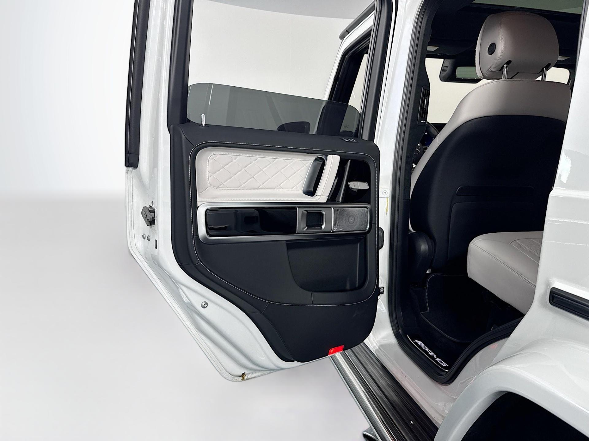 2025 Mercedes-Benz G-Class Mercedes-AMG - Photo 45