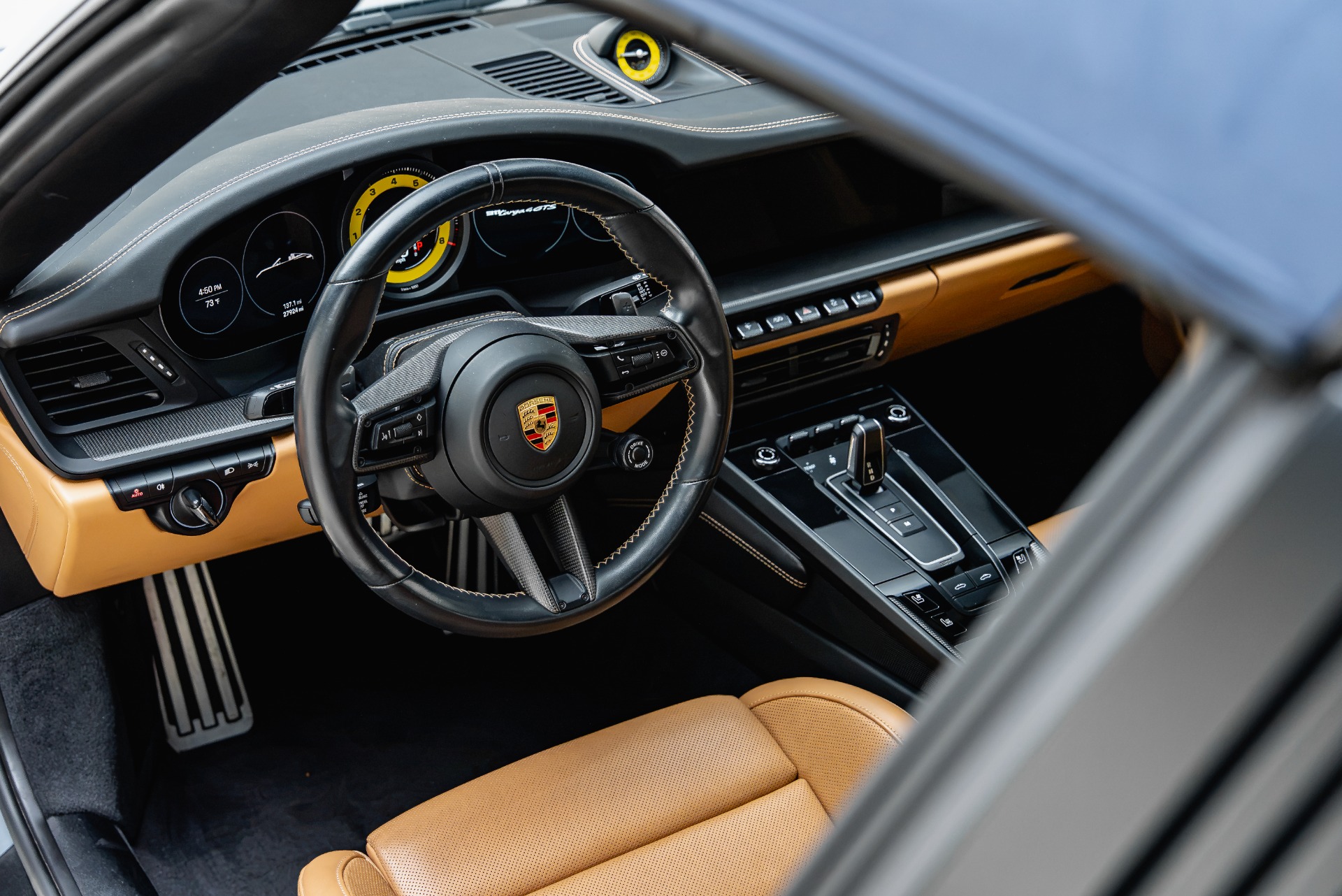 2023 Porsche 911 GTS - Photo 40