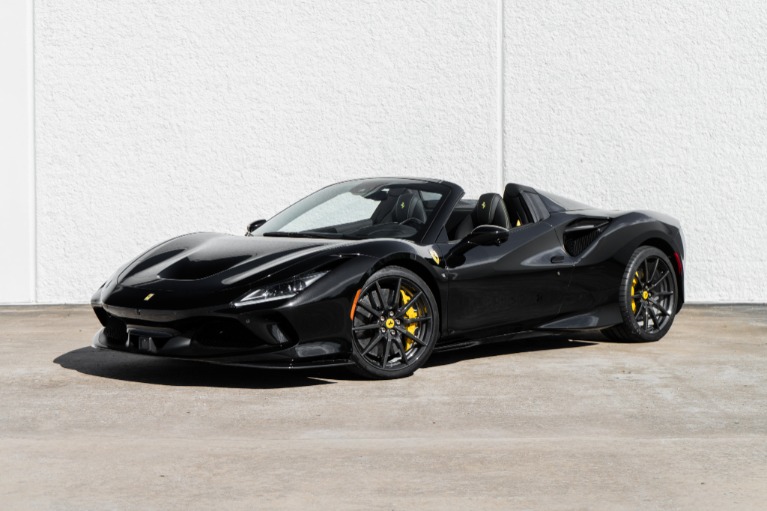 2022 Ferrari F8 Base