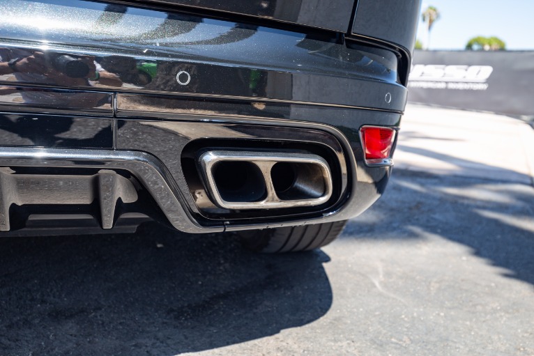 Used 2018 Land Rover Range Rover Sport SVR for sale Sold at iLusso Palm Beach in Boynton Beach FL 33426 32