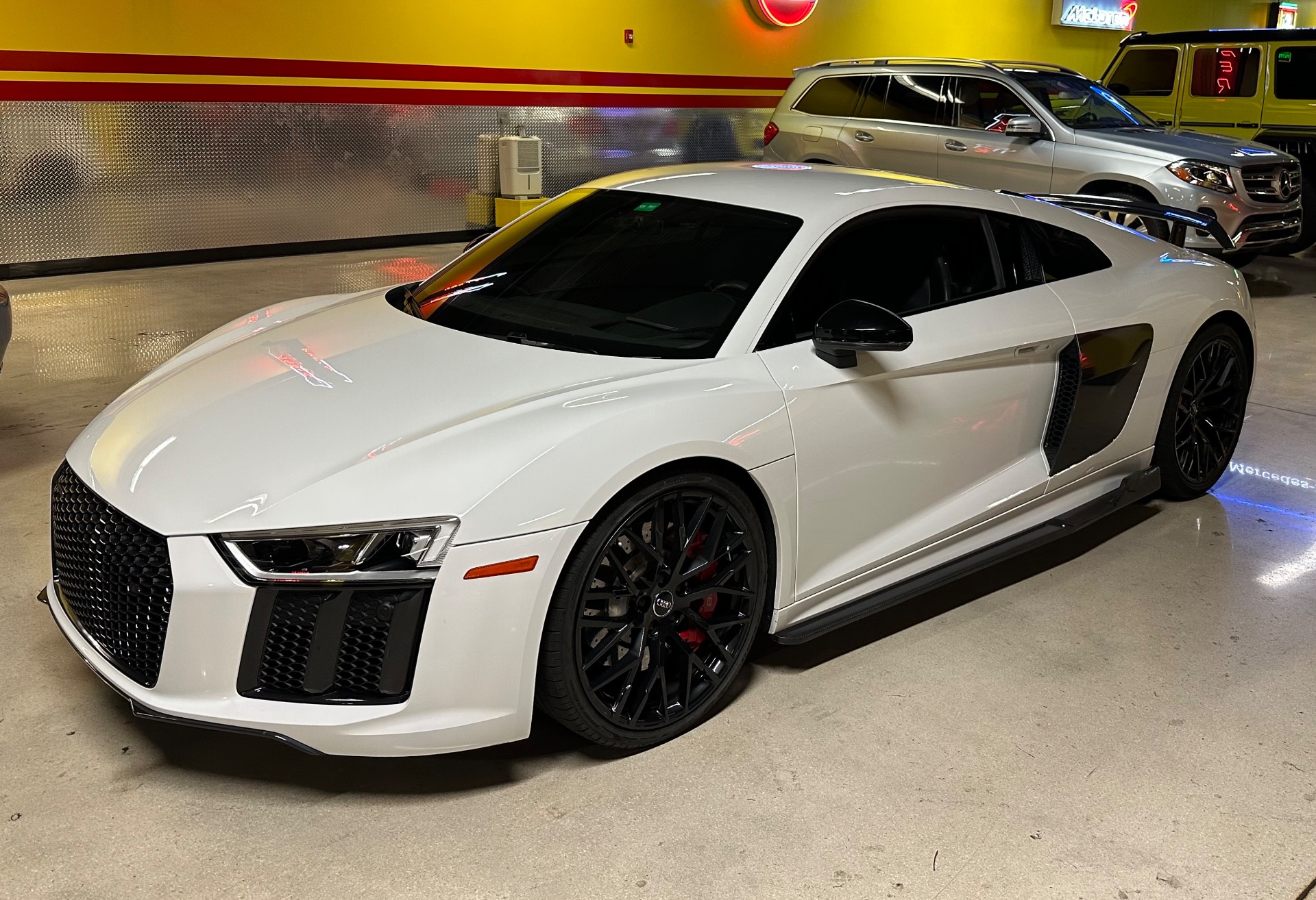 Used 2018 audi r8 5 2 v10 rws ilusso palm beach stock m901870
